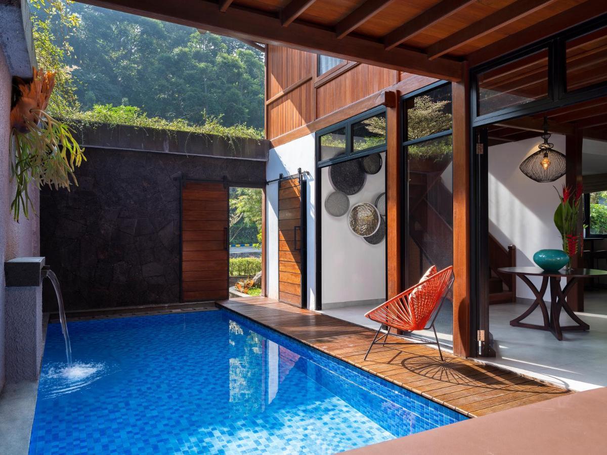 Jsi Resort Puncak Luaran gambar