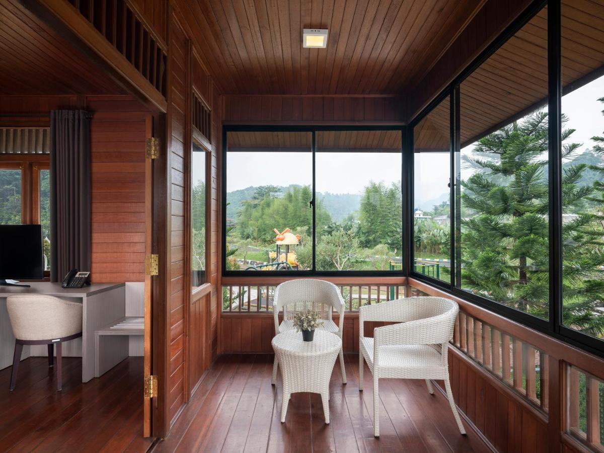 Jsi Resort Puncak Luaran gambar